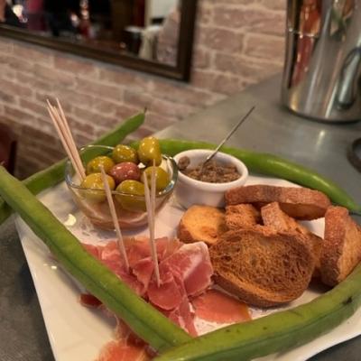 Le Bagatelle